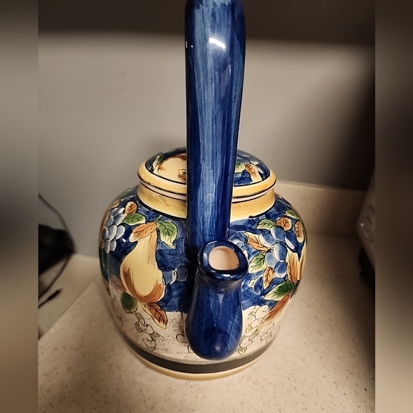 Vintage Ceramic Tea Kettle with Lid - Hand Painted China - Picture 8 of 8